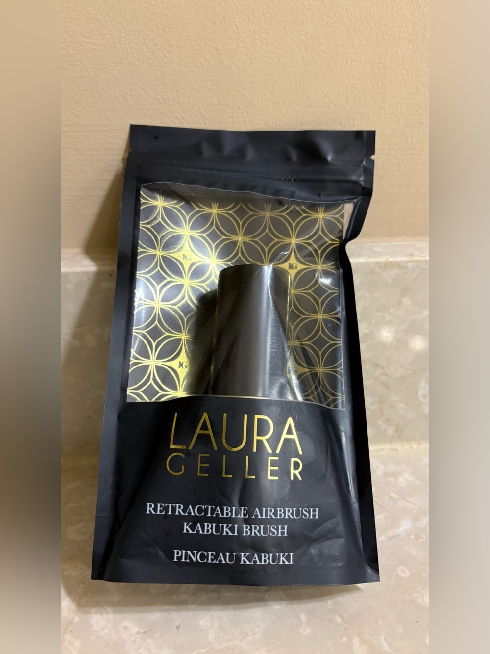 Laura Geller Retractable Kabuki Brush - Never Opened!